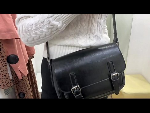 ❤️ ציבור מאַסטערביישאַן פון יונג הור פעראַלבעררי מיט אַ דילדאָ אין די פּאַסן צימער ❤❌ פּאָרנאָ ביי אונדז yi.xxxomg.ru ﹏